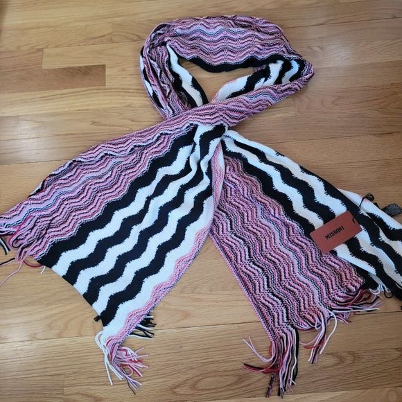 Missoni Made In Italy Zig Zag Fringed Ruana Wool Blend Scarf For Women's - Picture 4 of 9